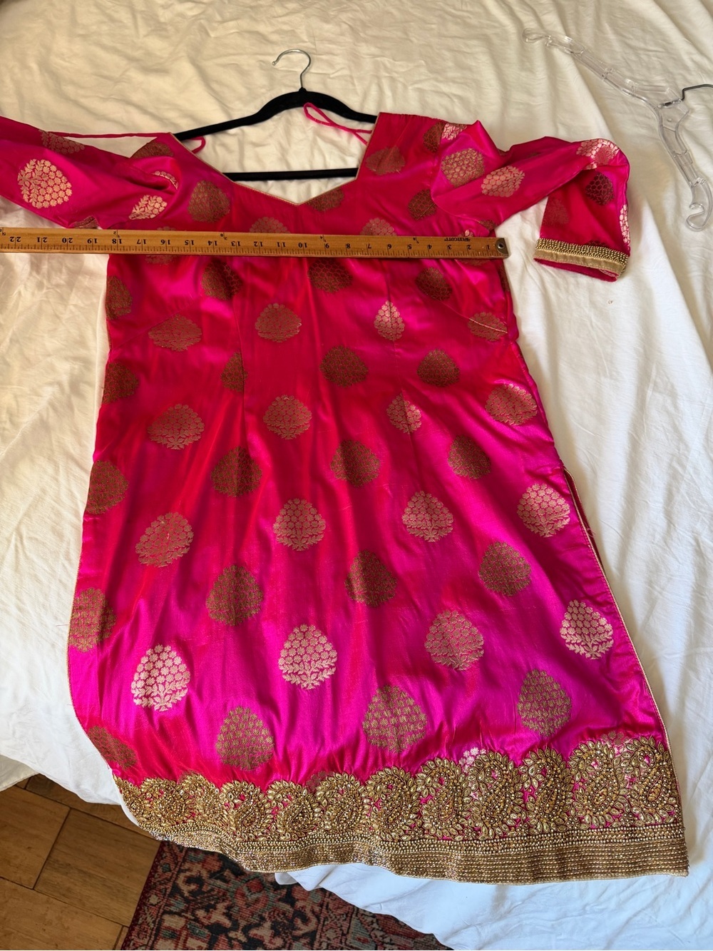 Pink Embroidered Indian Kurta with Gold Motifs